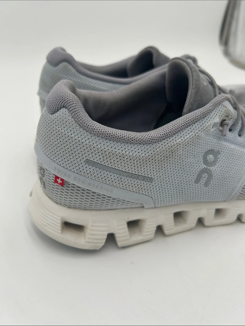 On Running Cloudswift Athletic Shoes in Light Gray and Dark Gray